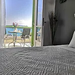 Tropicana 3* Nidrí