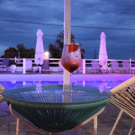 Tropicana Nydri (Lefkada)