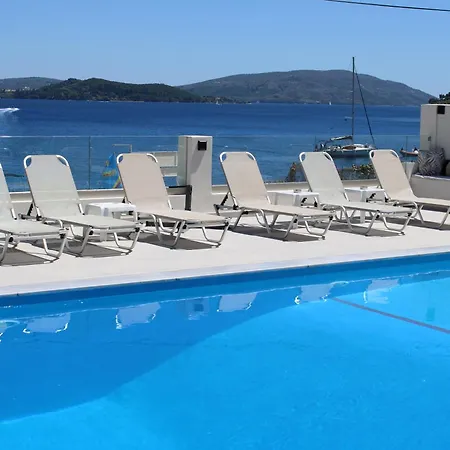 Tropicana Szálloda 3*