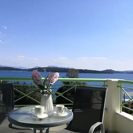 Szálloda Tropicana 3*