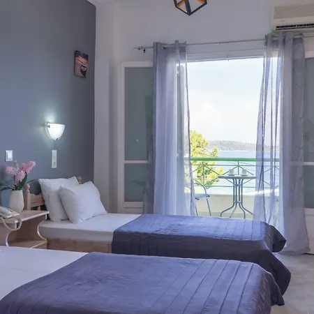 Szálloda Tropicana